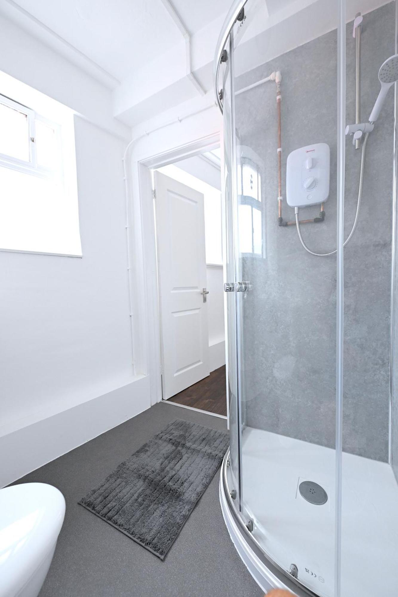 Peaceful And Central Leicester Square Apartment ลอนดอน ภายนอก รูปภาพ